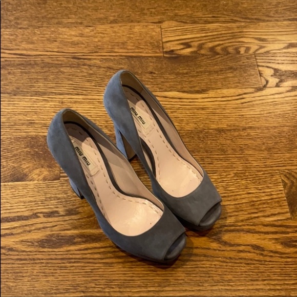 Miu Miu grey suede peep toe pump size 37 - Picture 2 of 5